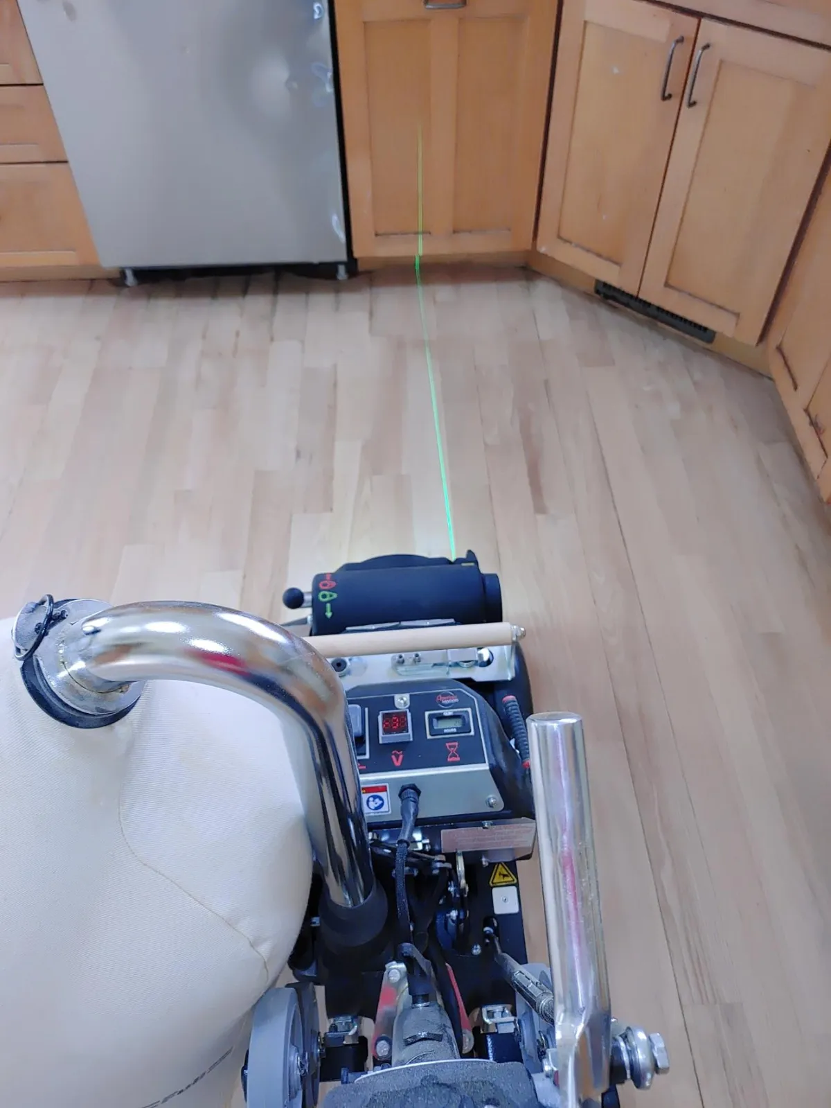 Professional Sanding Equipment with Laser Guide